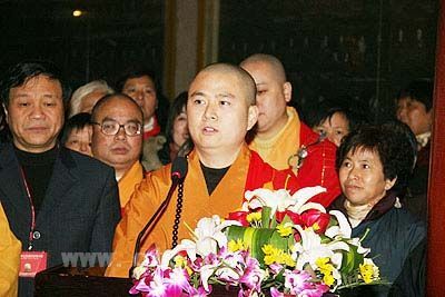 支持下,七塔禅寺各项事业均取得了优越的成绩,其中大修了五观堂及僧寮