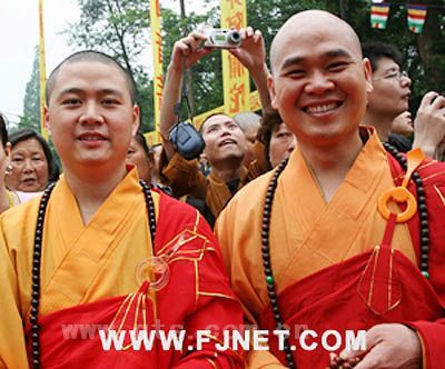 可祥大和尚参加永寿法师荣膺峨眉山报国寺方丈升座法会
