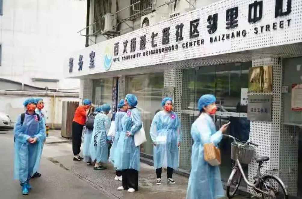 七塔禅寺&ldquo;栖心公益&rdquo;志愿者重阳节播撒爱心各社区