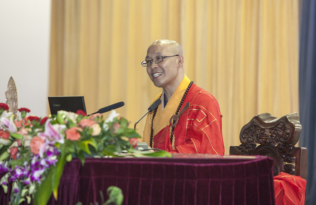 七塔禅寺传授三坛大戒法会礼请智宗法师作佛学专题讲座