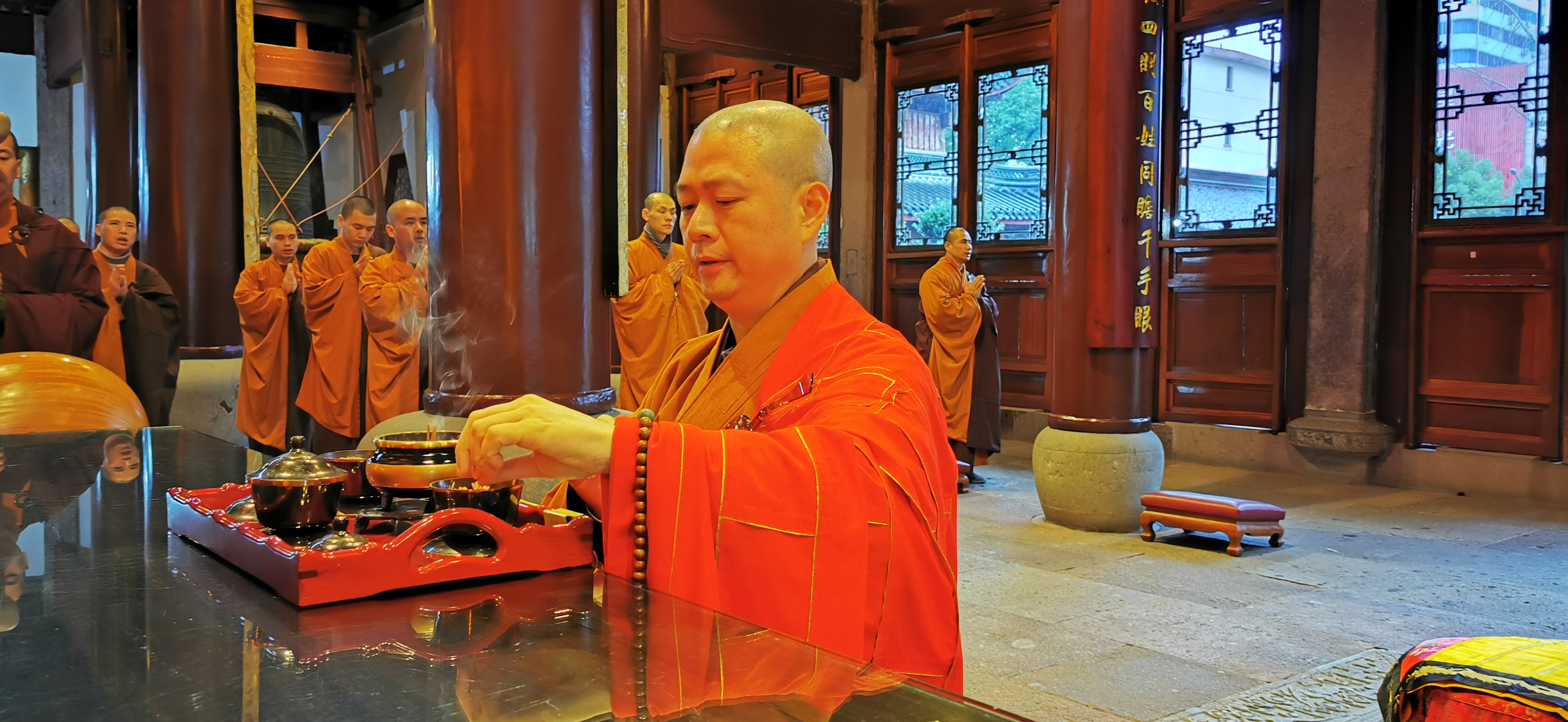 七塔禅寺常住僧众为国息灾祈福