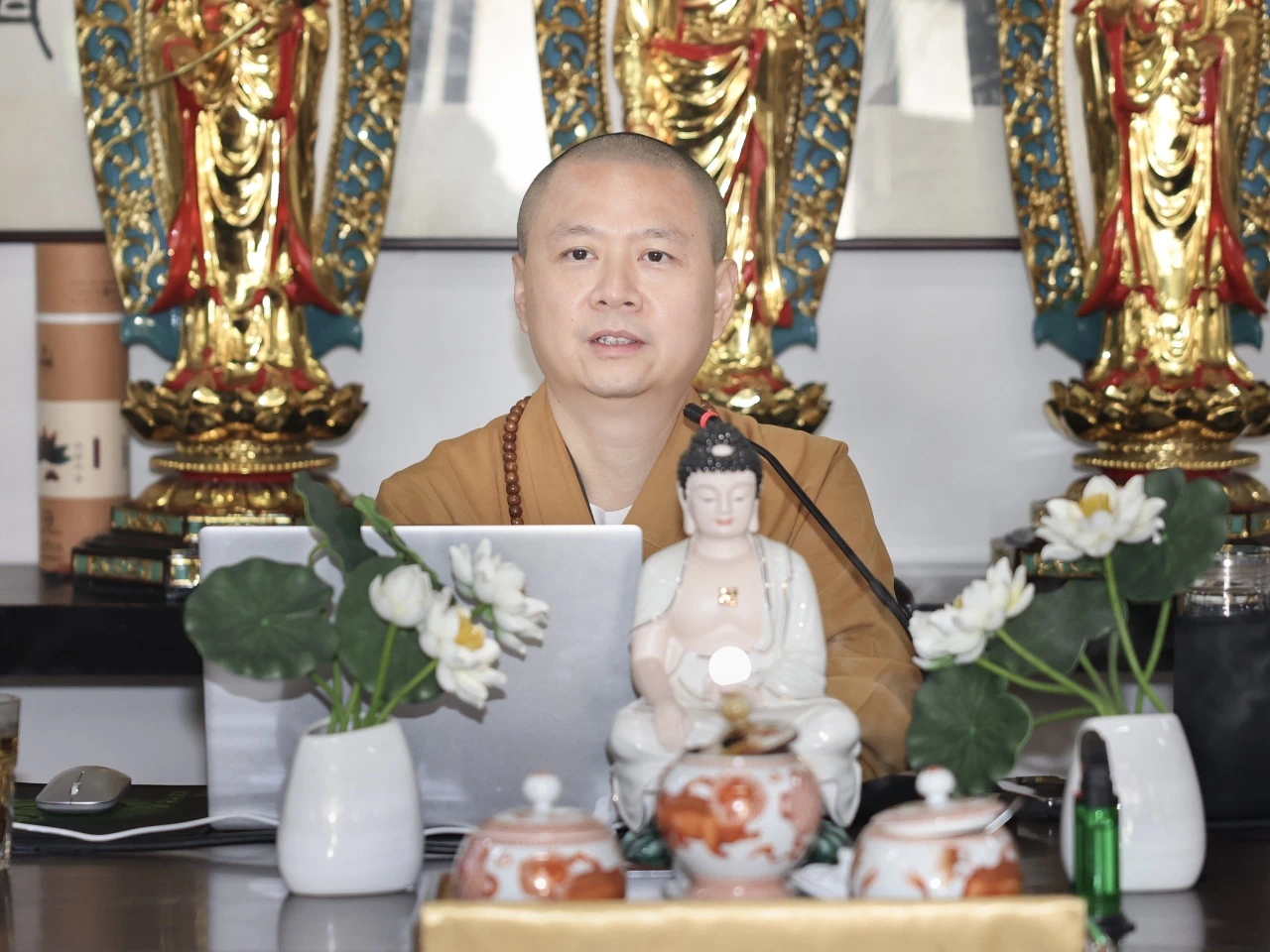 fe6521b1723cbea1adef80dd37b832b