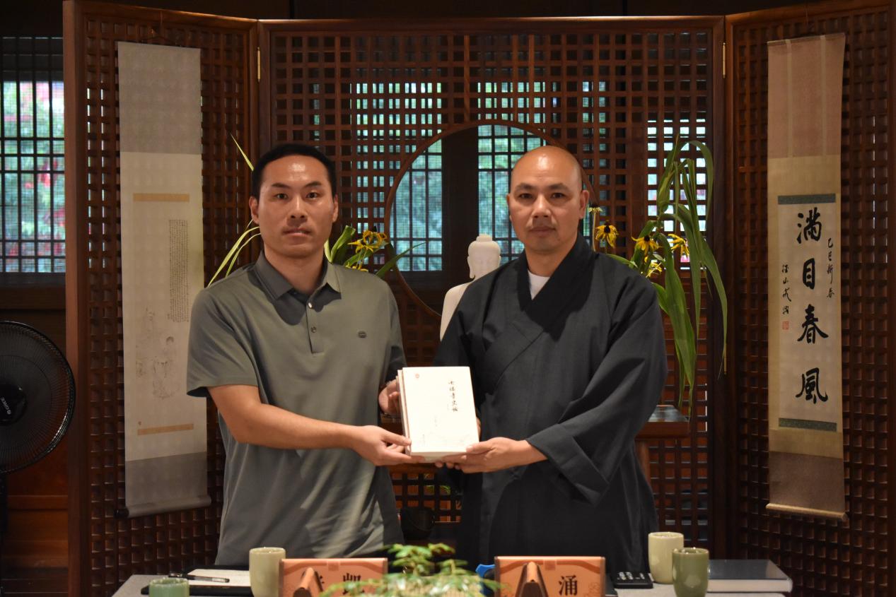 e2043b2919f7a1797da2d771bdea65b