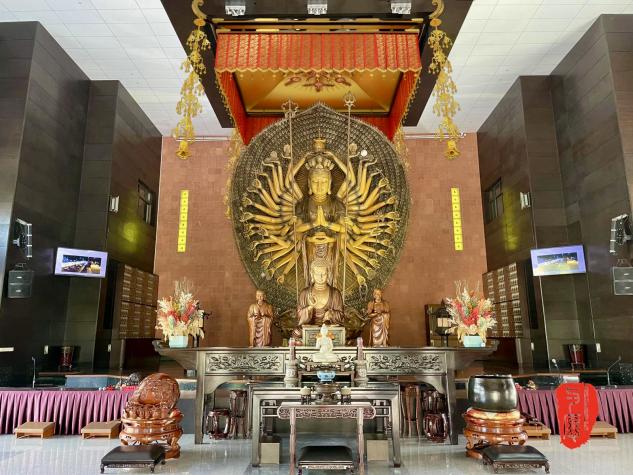 C:\Users\Administrator\Desktop\73期正文配图\新加坡福海禅寺.jpg新加坡福海禅寺