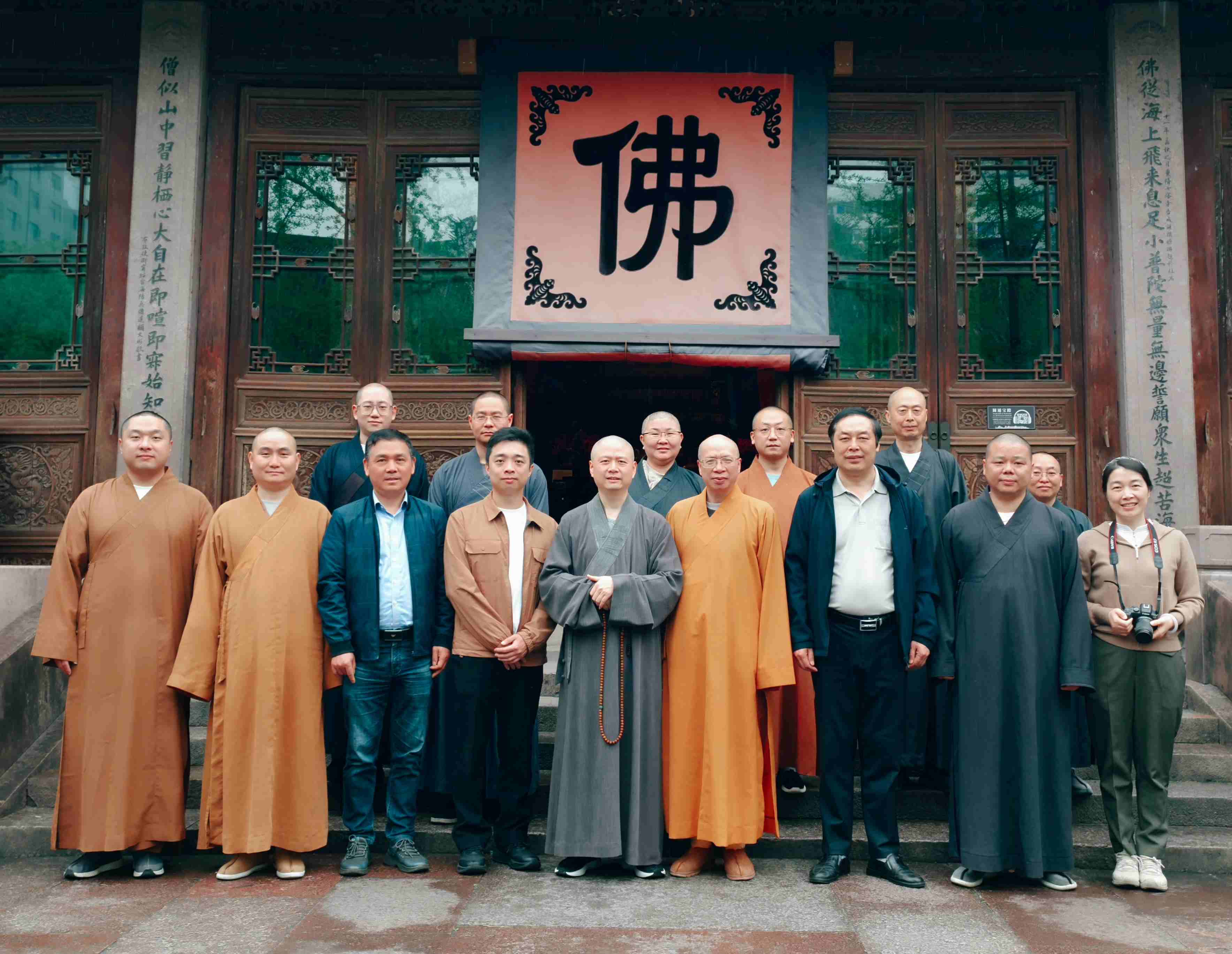 广东省佛教协会明向法师一行参访七塔禅寺